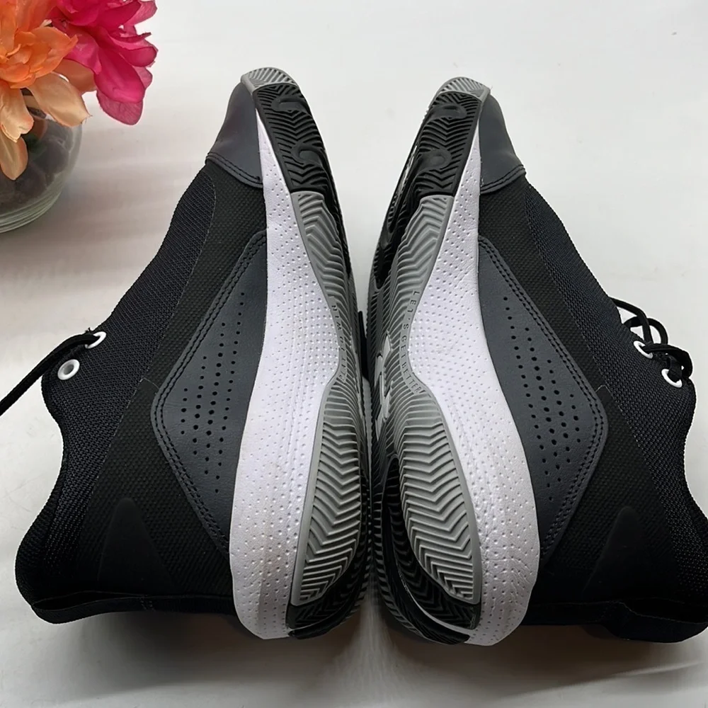Under Armour new without